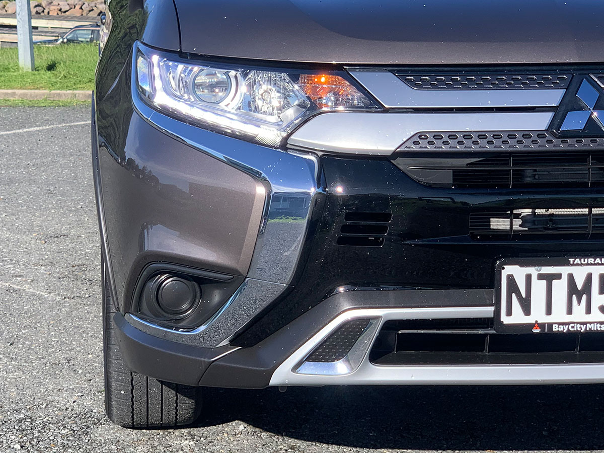 2021 Mitsubishi Outlander LS 2.4L Petrol 7 Seater Automatic