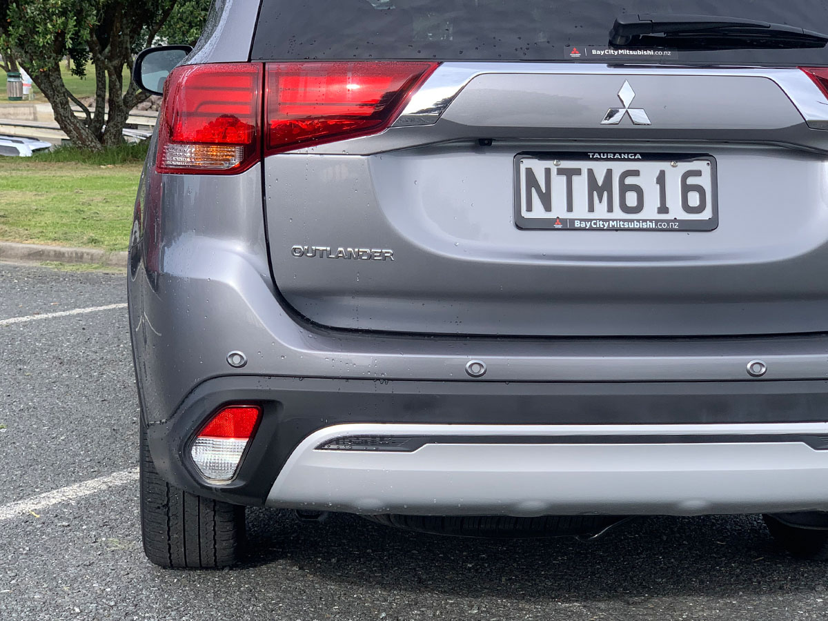 2021 Mitsubishi Outlander LS 2.4L Petrol 7 Seater Automatic