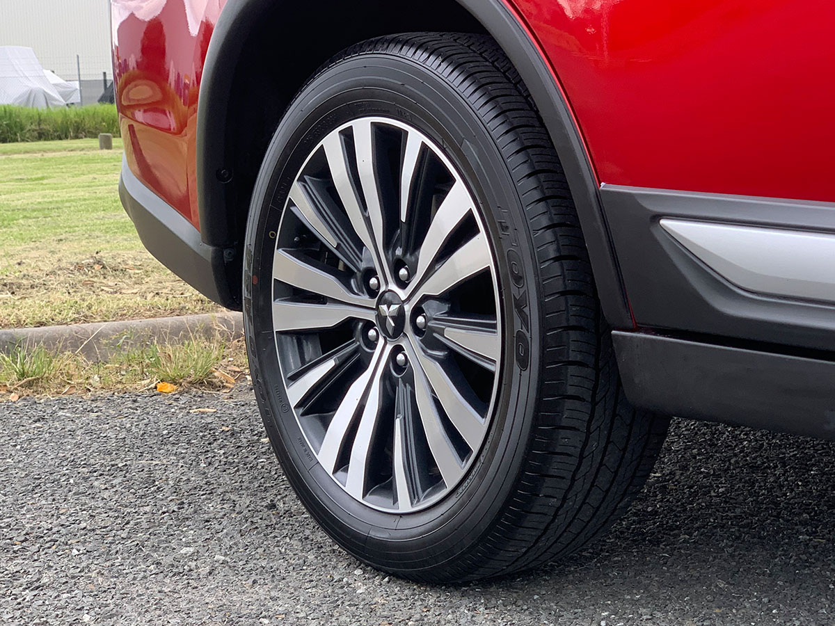 2021 Mitsubishi Outlander LS 2.4L Petrol 7 Seater Automatic