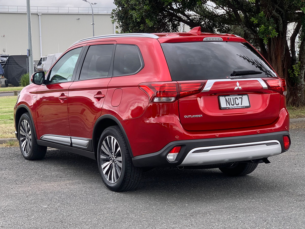 2021 Mitsubishi Outlander LS 2.4L Petrol 7 Seater Automatic