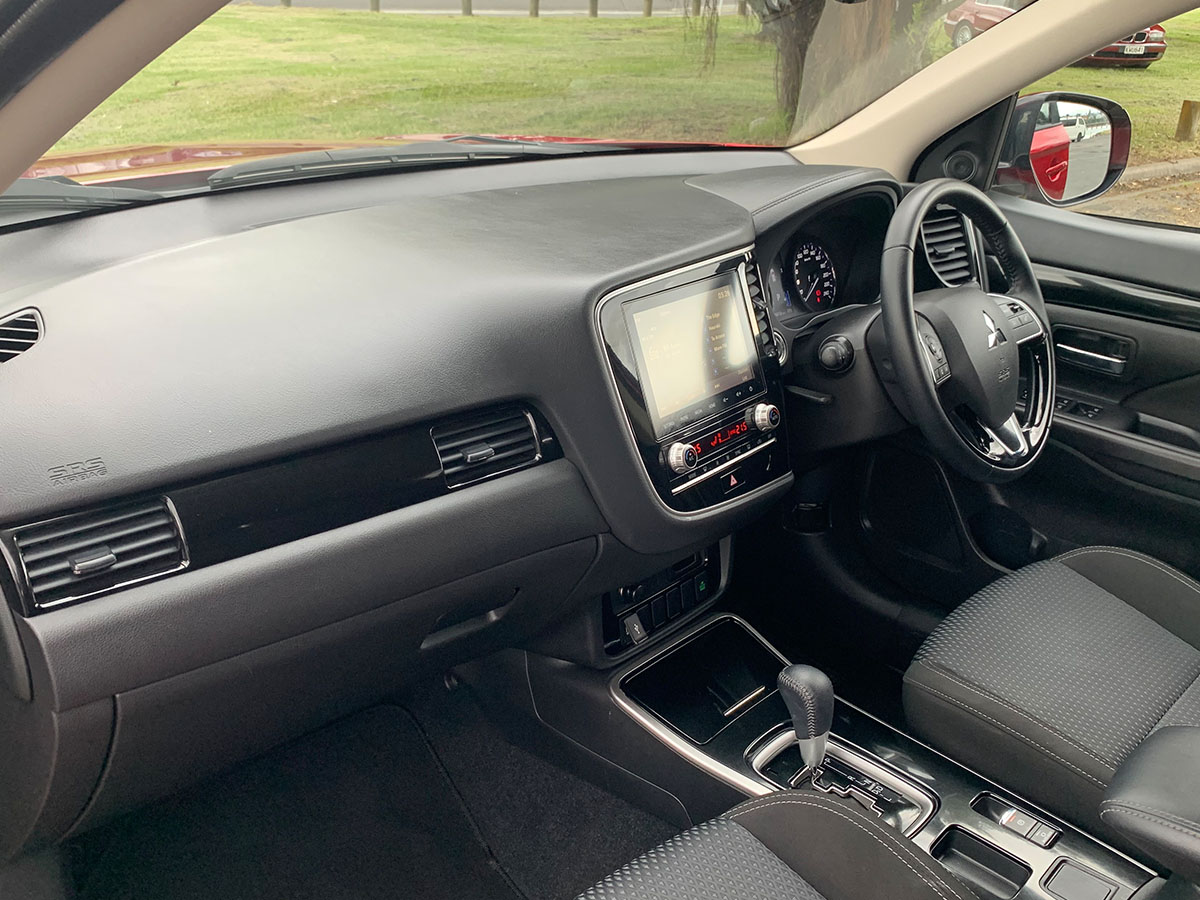 2021 Mitsubishi Outlander LS 2.4L Petrol 7 Seater Automatic