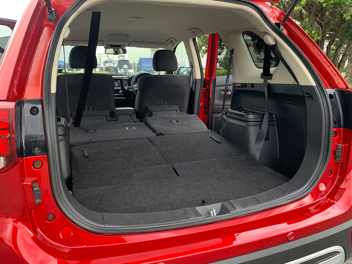 2021 Mitsubishi Outlander LS 2.4L Petrol 7 Seater Automatic