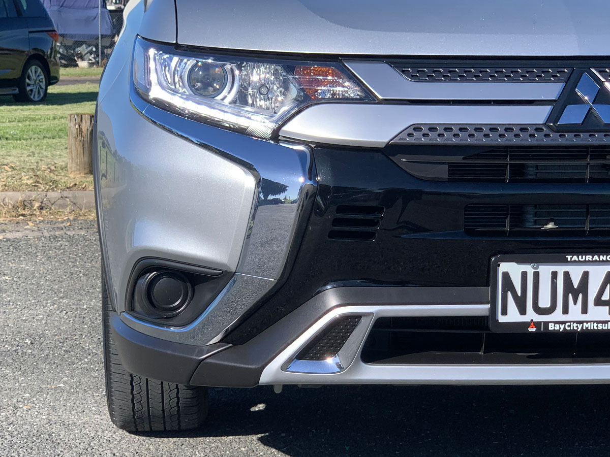 2021 Mitsubishi Outlander LS 2.4L Petrol 7 Seater Automatic