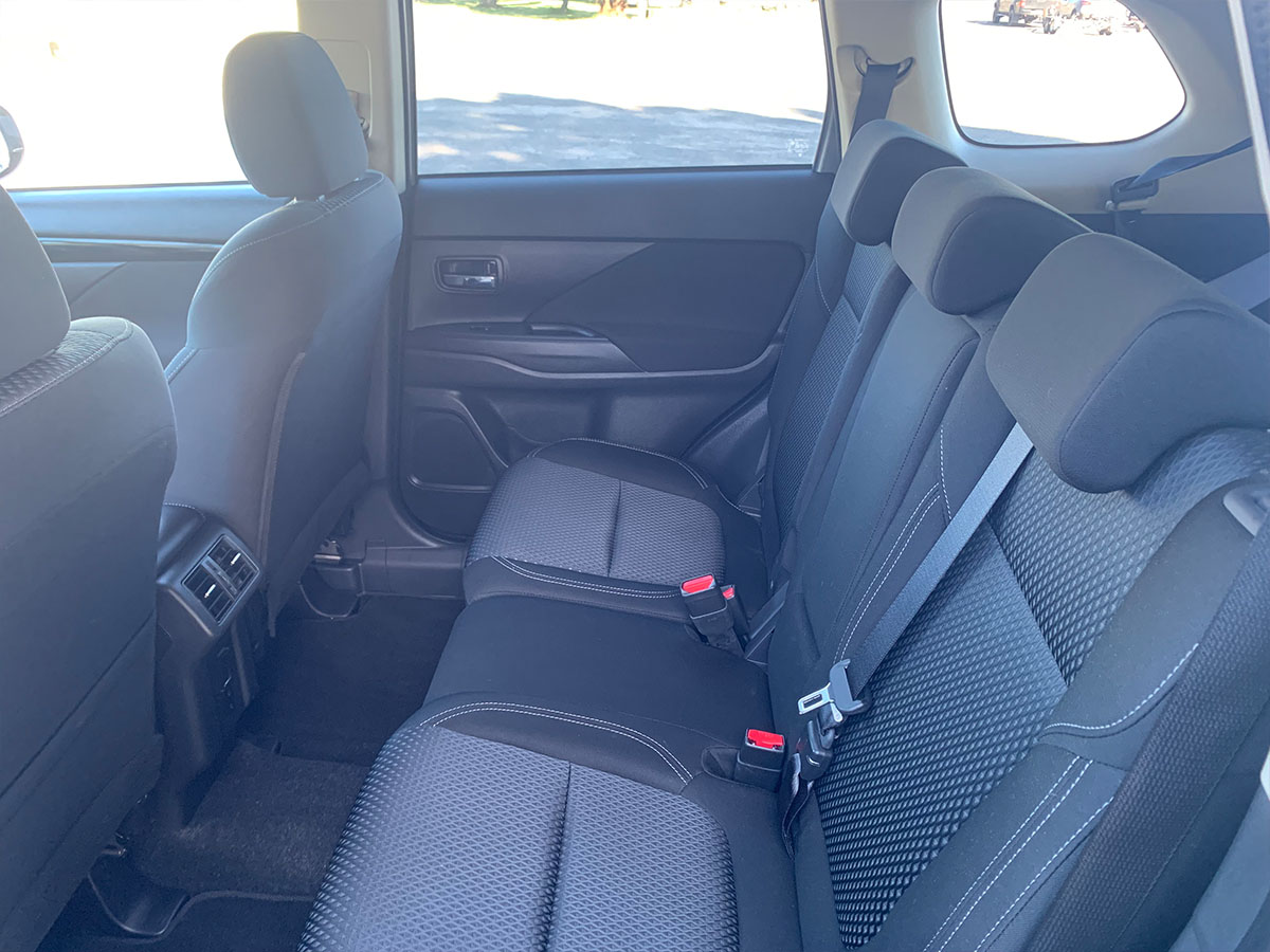 2021 Mitsubishi Outlander LS 2.4L Petrol 7 Seater Automatic