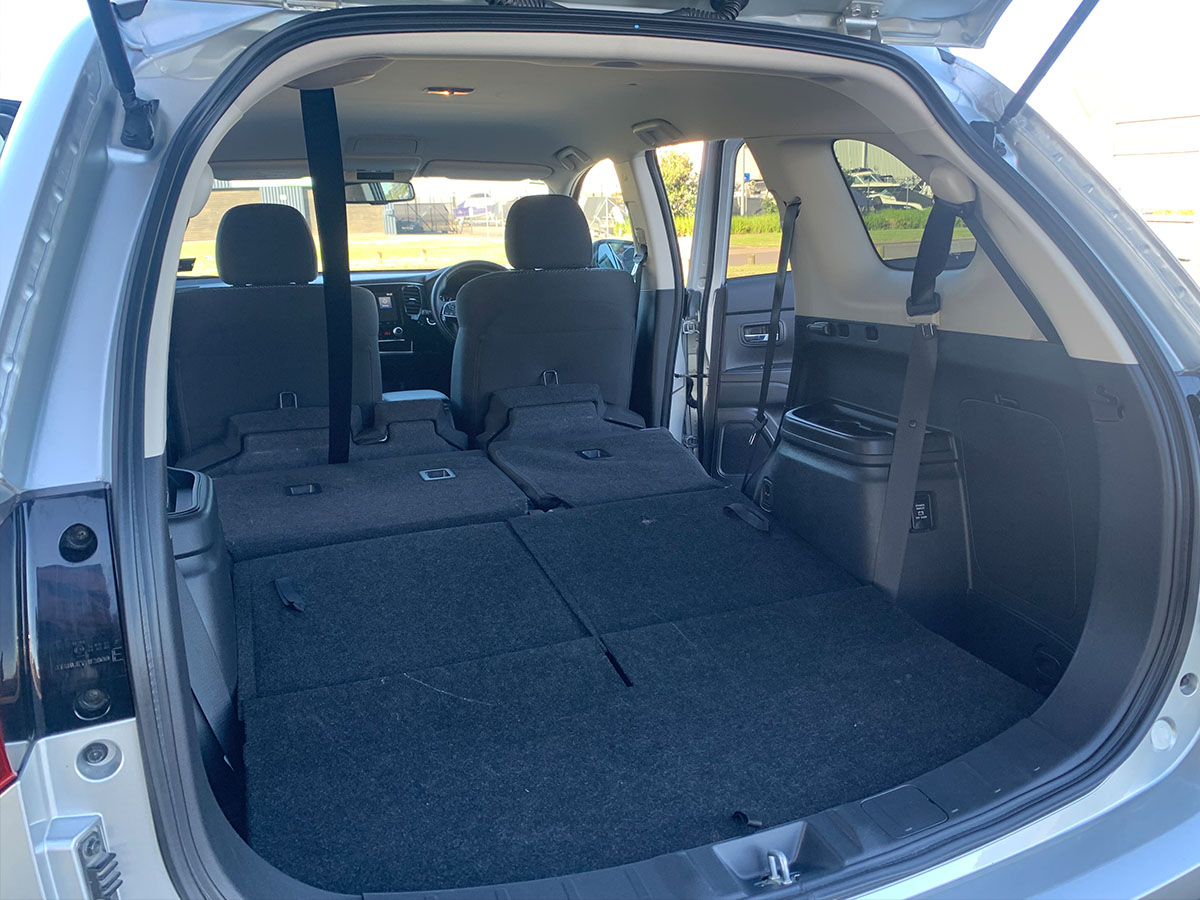 2021 Mitsubishi Outlander LS 2.4L Petrol 7 Seater Automatic