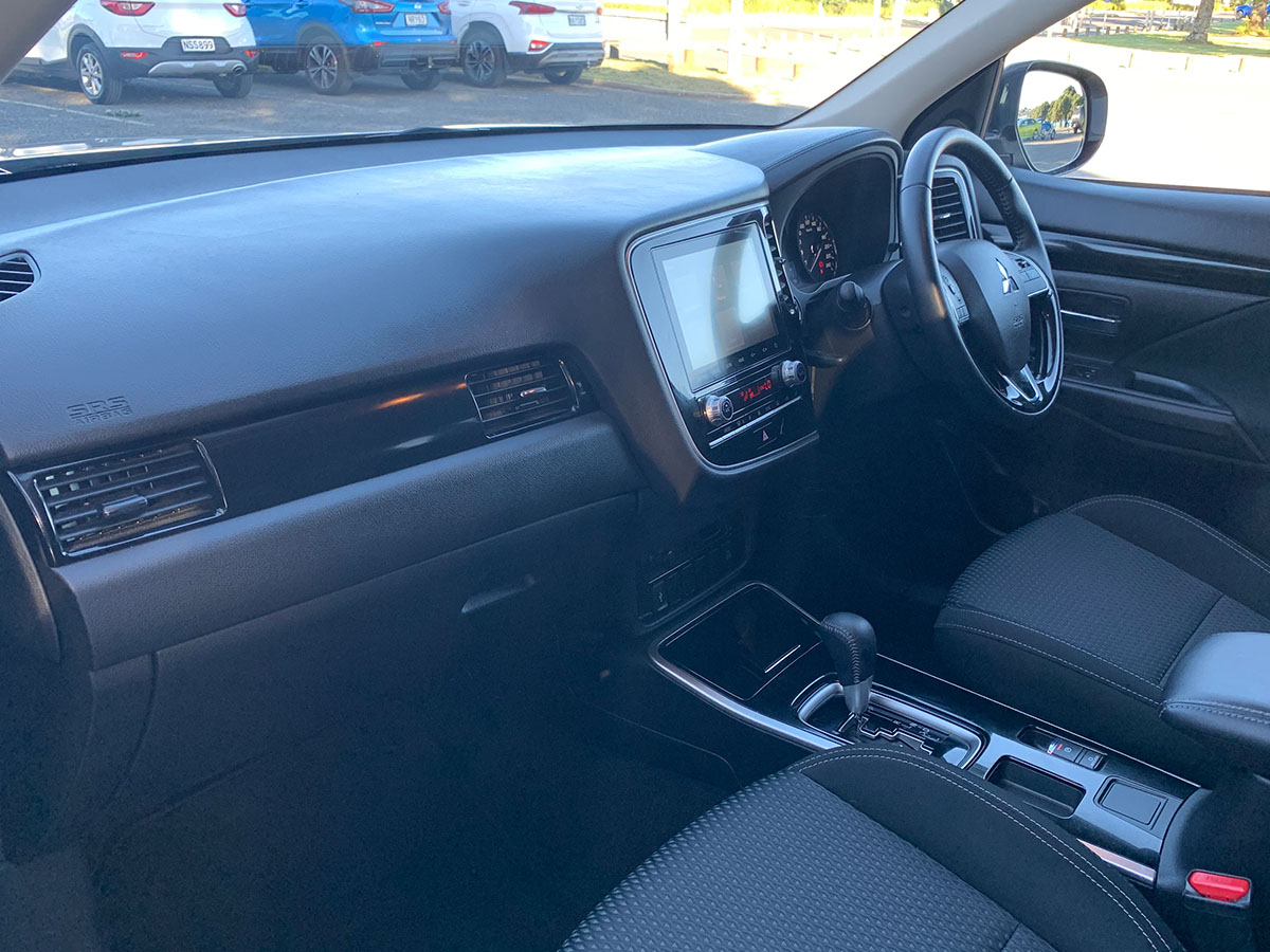 2021 Mitsubishi Outlander LS 2.4L Petrol 7 Seater Automatic