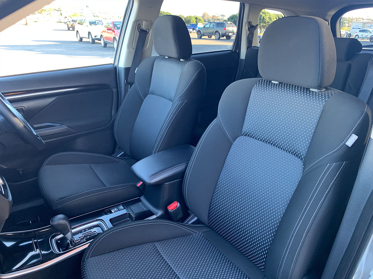 2021 Mitsubishi Outlander LS 2.4L Petrol 7 Seater Automatic