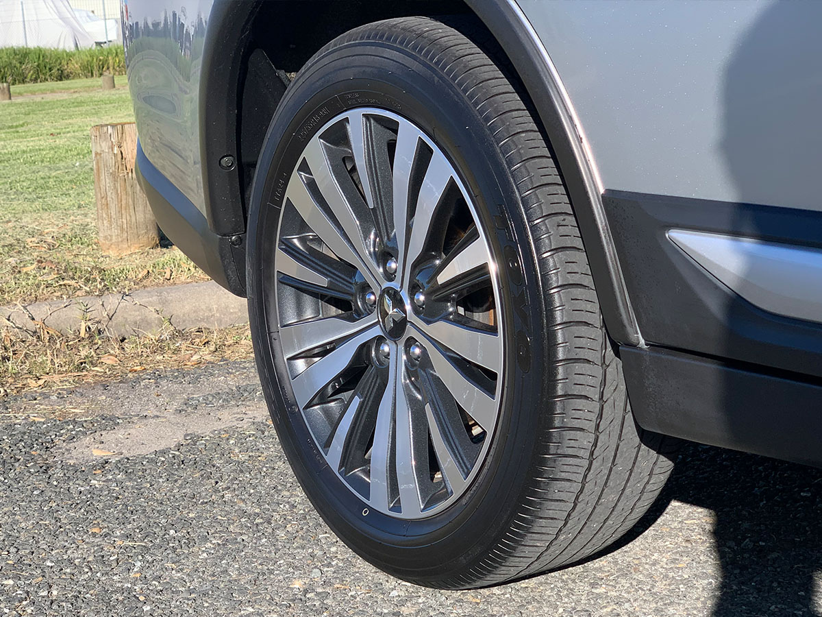 2021 Mitsubishi Outlander LS 2.4L Petrol 7 Seater Automatic