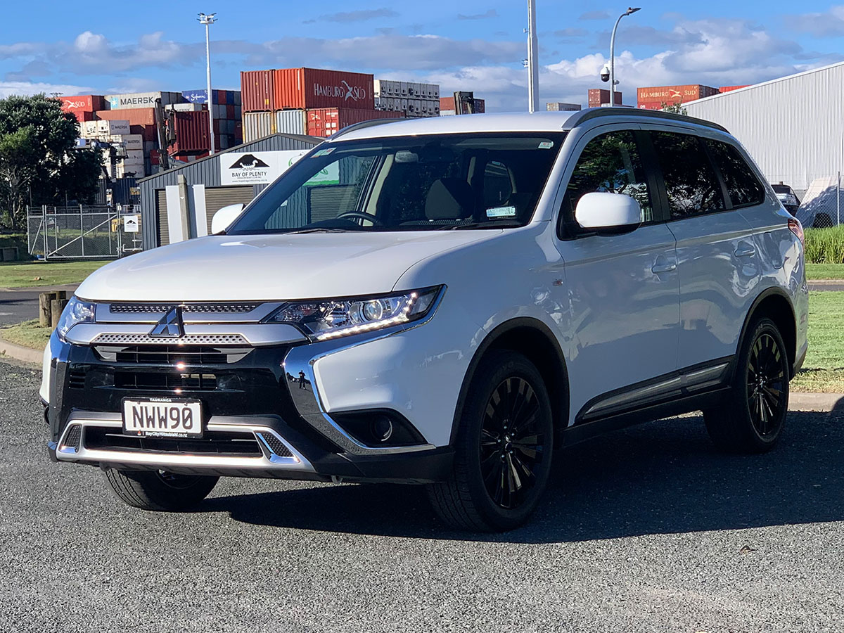 2021 Mitsubishi Outlander LS 2.4L Petrol 7 Seater Automatic