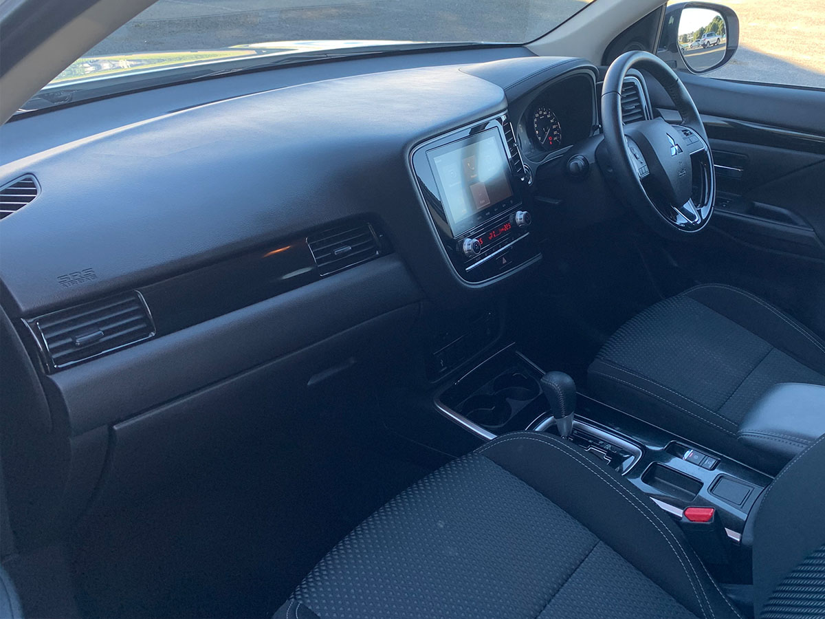 2021 Mitsubishi Outlander LS 2.4L Petrol 7 Seater Automatic