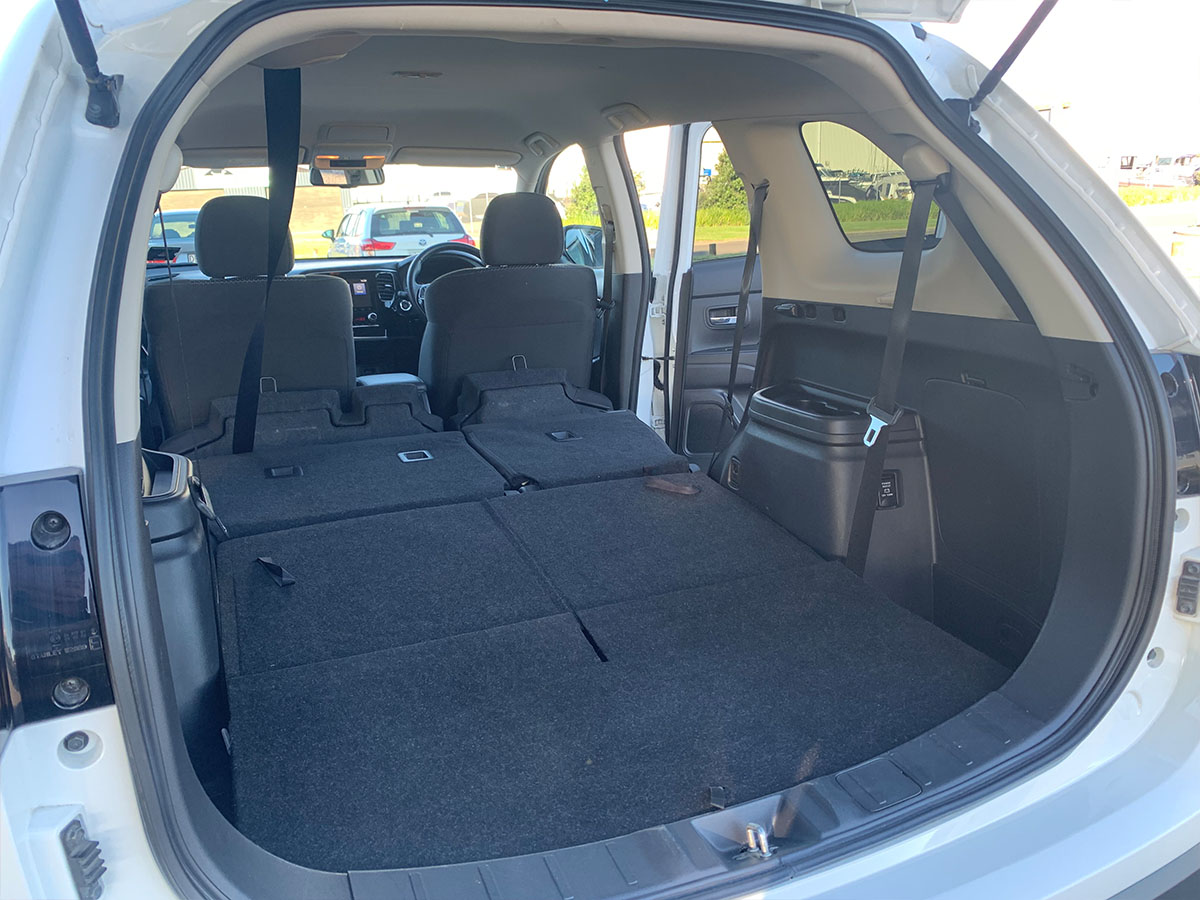 2021 Mitsubishi Outlander LS 2.4L Petrol 7 Seater Automatic