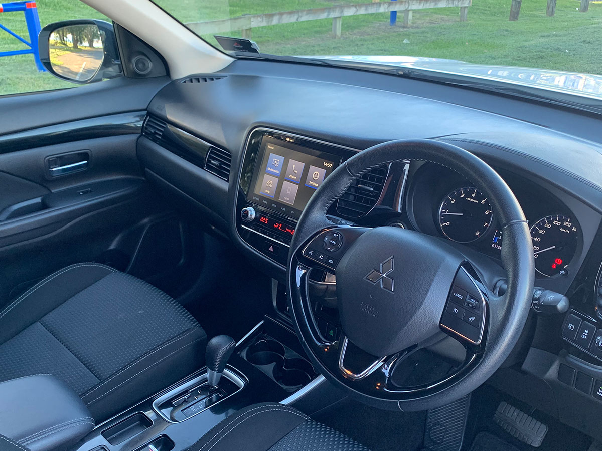 2021 Mitsubishi Outlander LS 2.4L Petrol 7 Seater Automatic