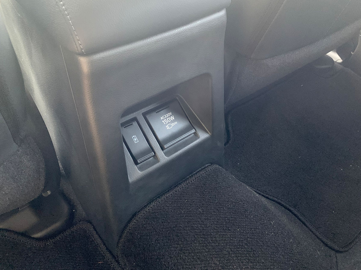 2023 Mitsubishi Pajero Sport VRX Black Edition