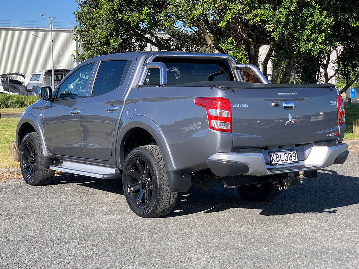 2016 Mitsubishi Triton GLXR 2.4L 2WD Diesel Turbo 6 Speed Manual