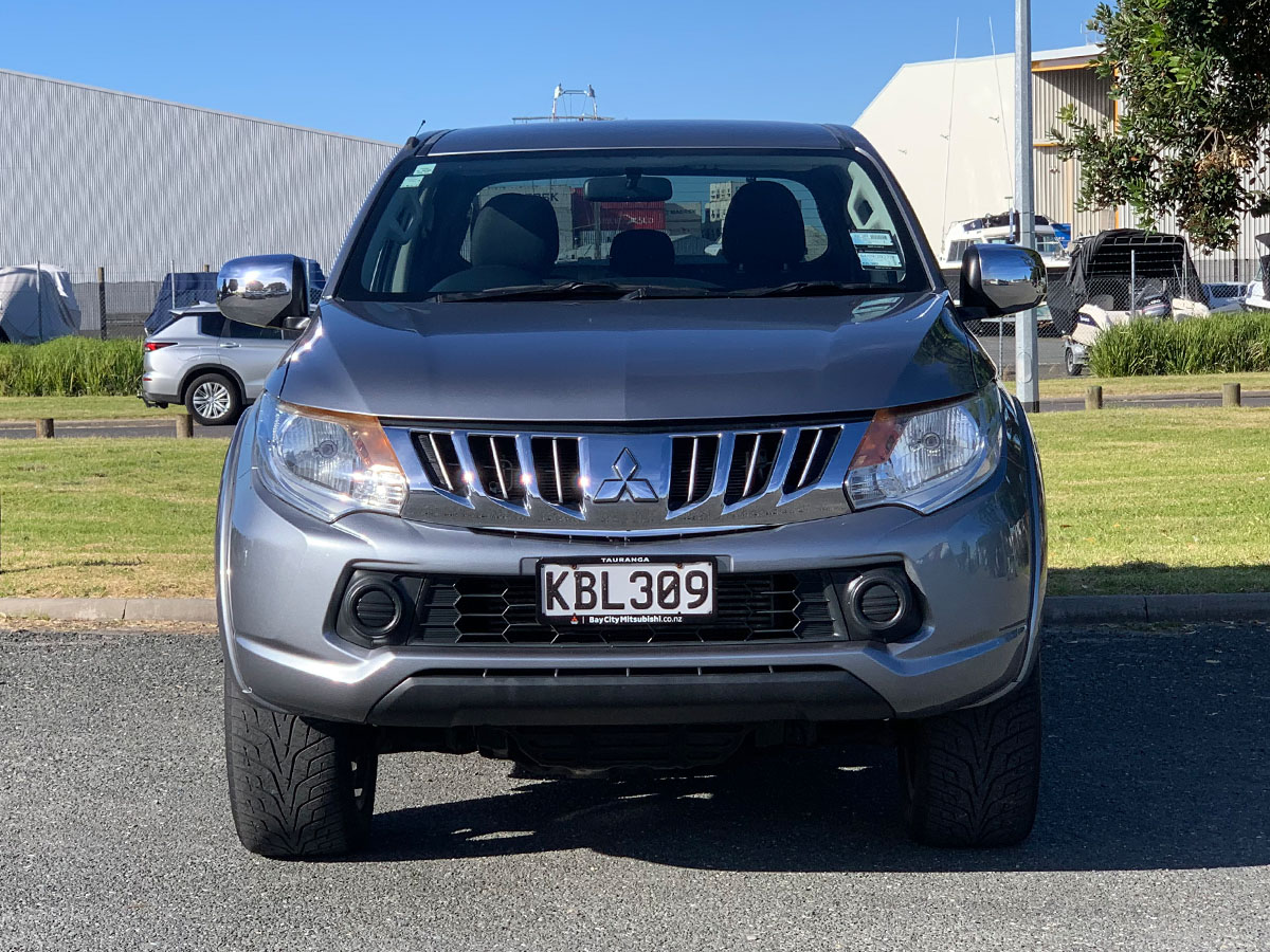 2016 Mitsubishi Triton GLXR 2.4L 2WD Diesel Turbo 6 Speed Manual