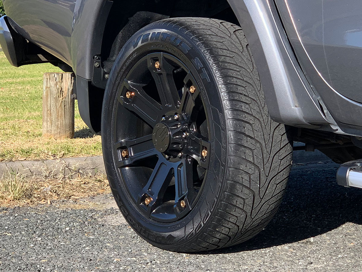 2016 Mitsubishi Triton GLXR 2.4L 2WD Diesel Turbo 6 Speed Manual