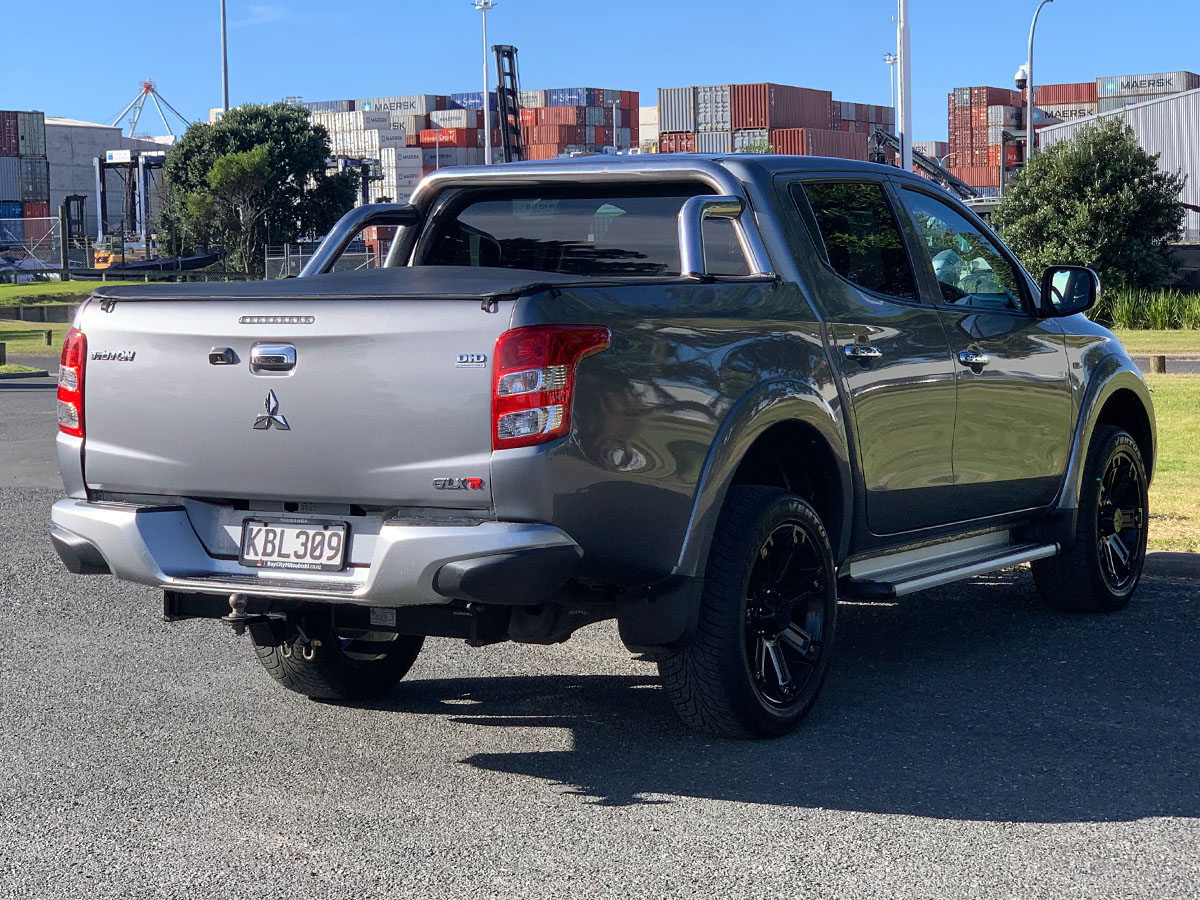 2016 Mitsubishi Triton GLXR 2.4L 2WD Diesel Turbo 6 Speed Manual