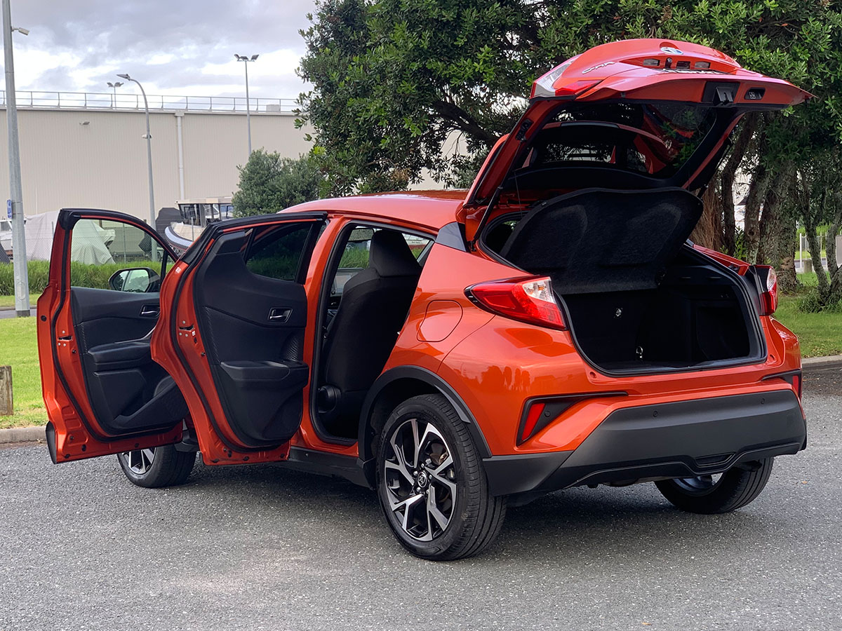 2020 Toyota C-HR 1.8L Hybrid