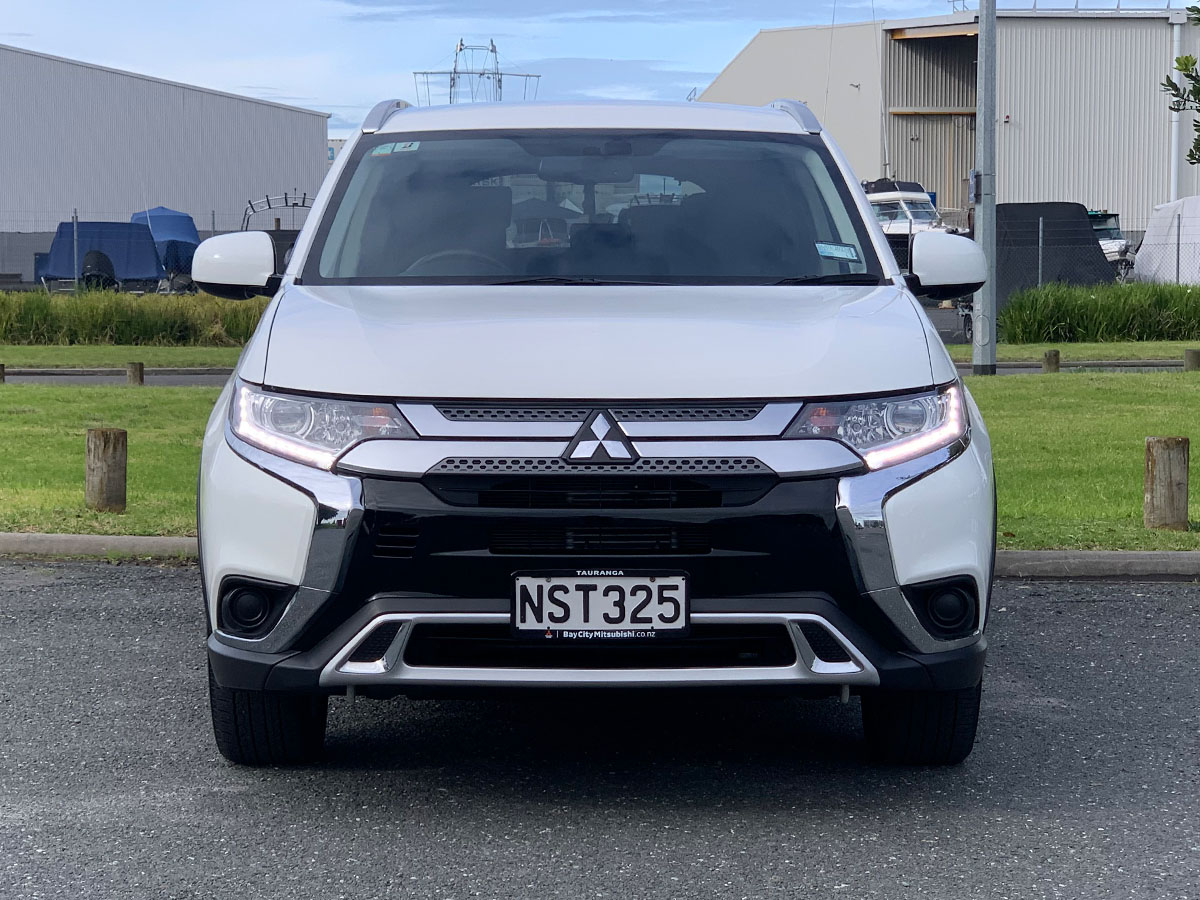 2021 Mitsubishi Outlander LS 2.4L Petrol 7 Seater Automatic