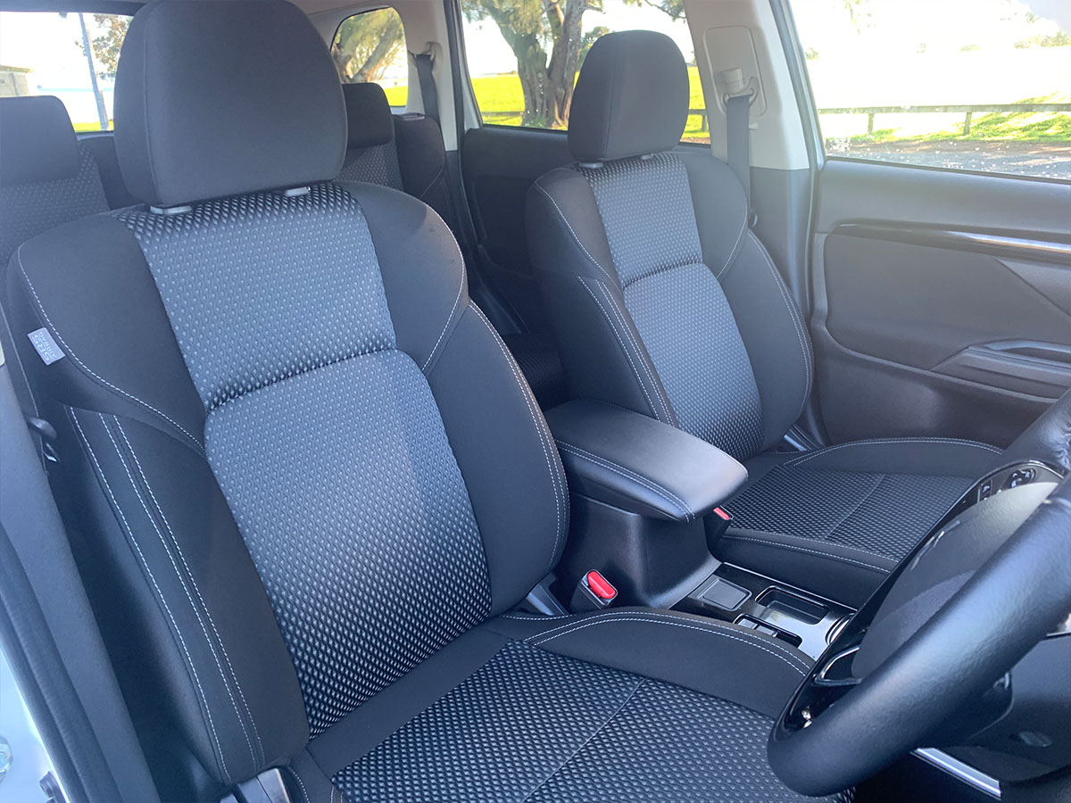 2021 Mitsubishi Outlander LS 2.4L Petrol 7 Seater Automatic