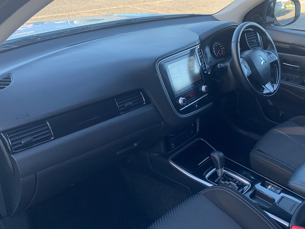 2021 Mitsubishi Outlander LS 2.4L Petrol 7 Seater Automatic