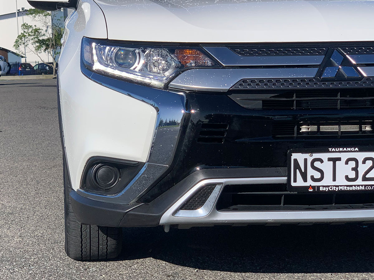 2021 Mitsubishi Outlander LS 2.4L Petrol 7 Seater Automatic