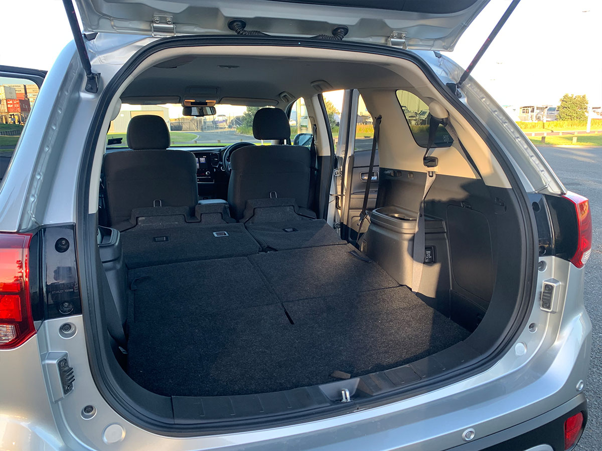 2021 Mitsubishi Outlander LS 2.4L Petrol 7 Seater Automatic