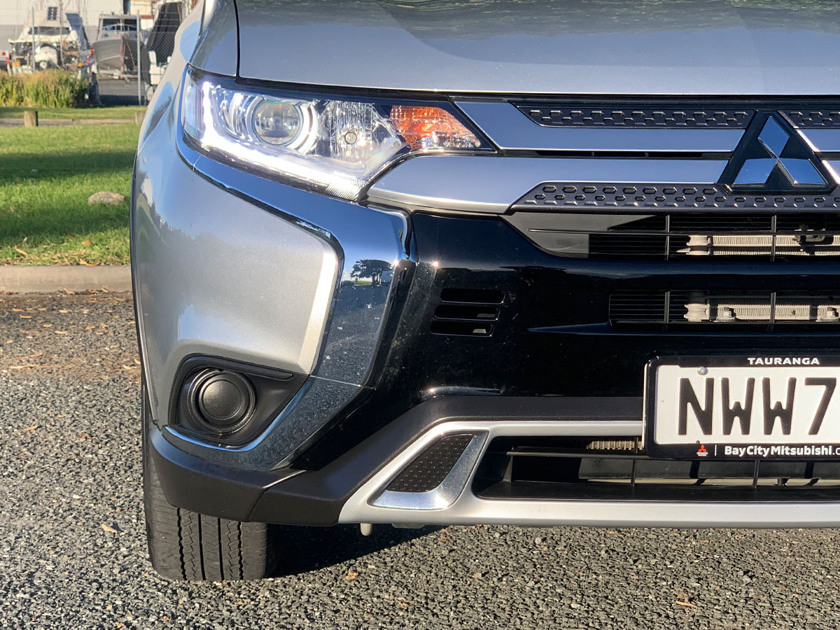 2021 Mitsubishi Outlander LS 2.4L Petrol 7 Seater Automatic