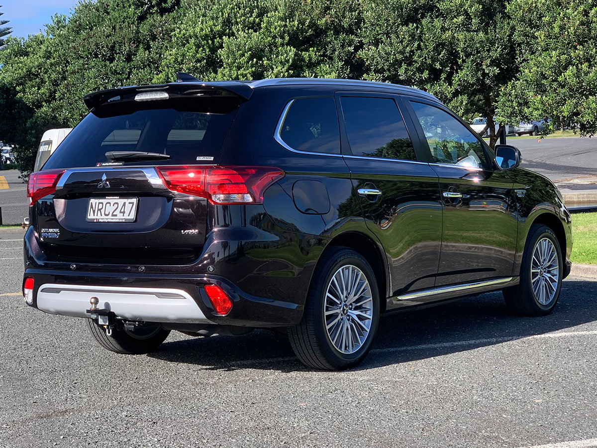 2021 Mitsubishi Outlander VRX PHEV 4WD