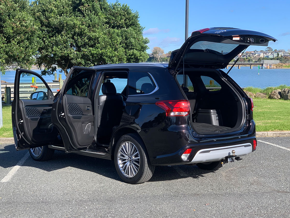 2021 Mitsubishi Outlander VRX PHEV 4WD