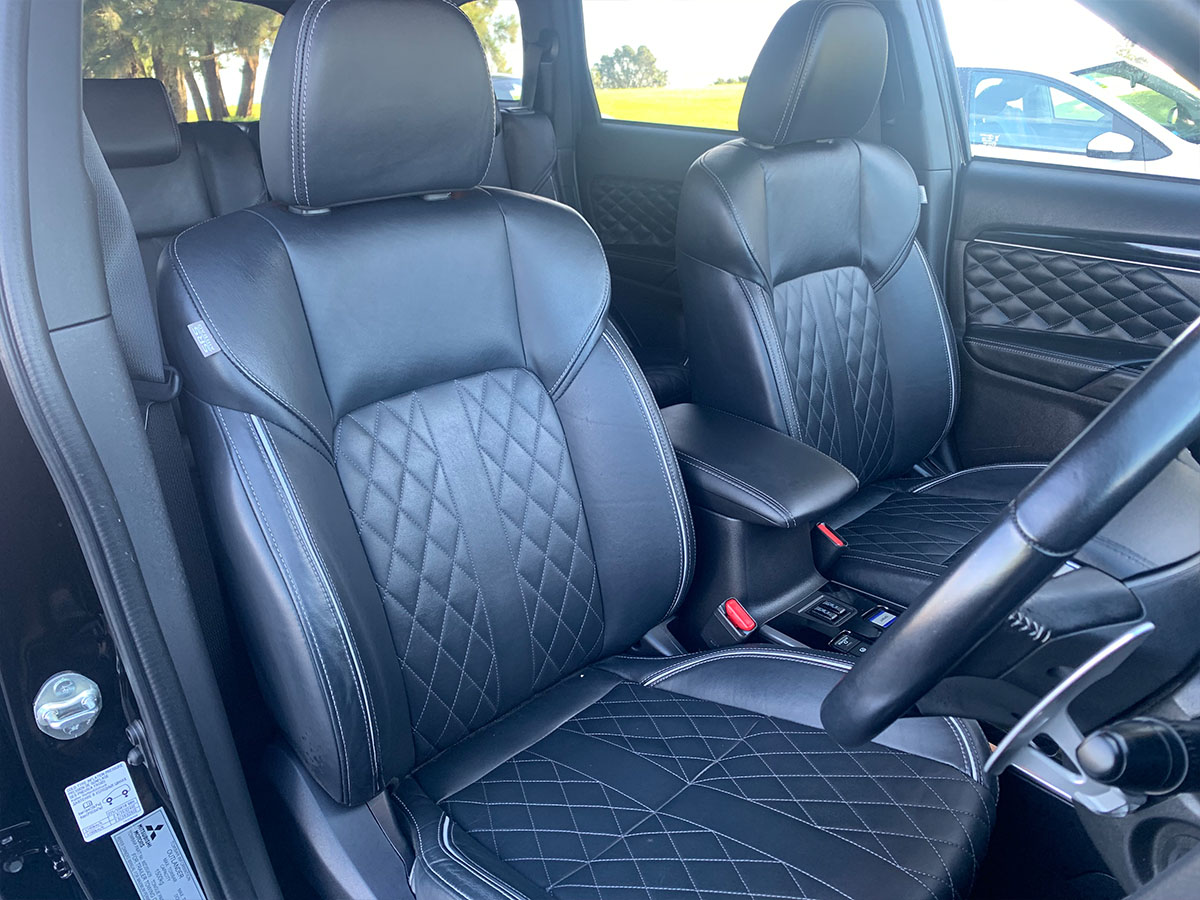 2021 Mitsubishi Outlander VRX PHEV 4WD