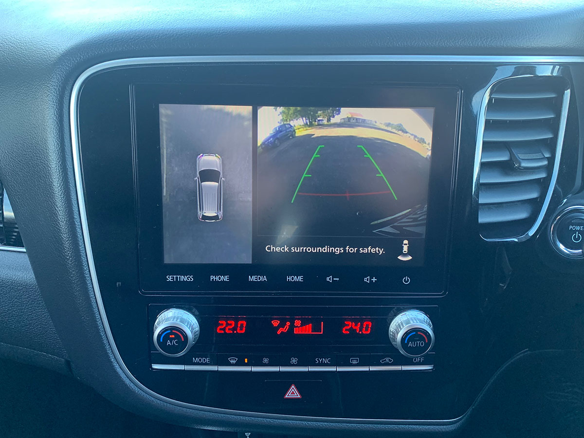 2021 Mitsubishi Outlander VRX PHEV 4WD