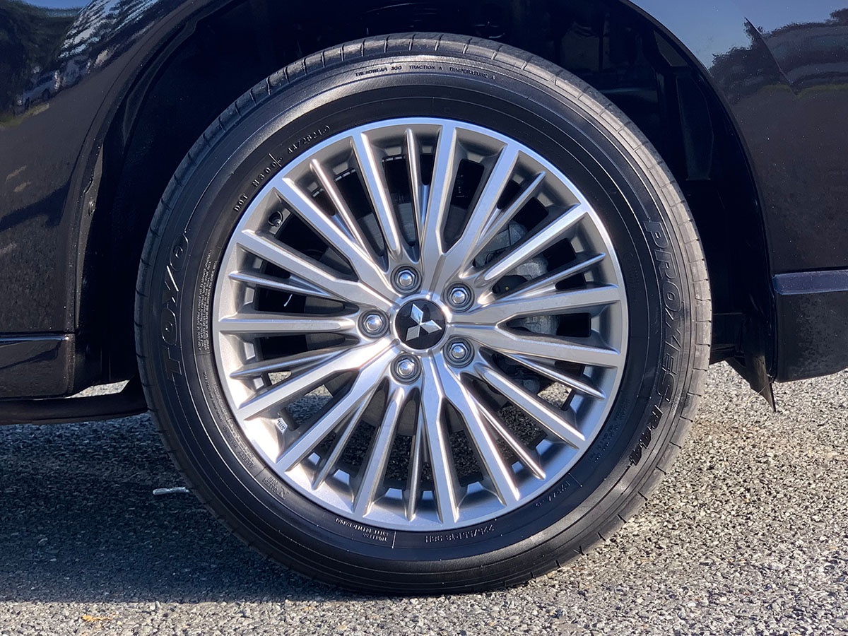 2021 Mitsubishi Outlander VRX PHEV 4WD