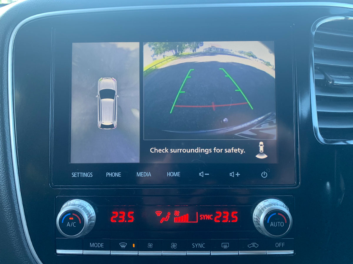 2021 Mitsubishi Outlander VRX PHEV 4WD