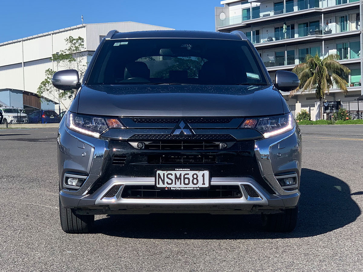 2021 Mitsubishi Outlander VRX PHEV 4WD