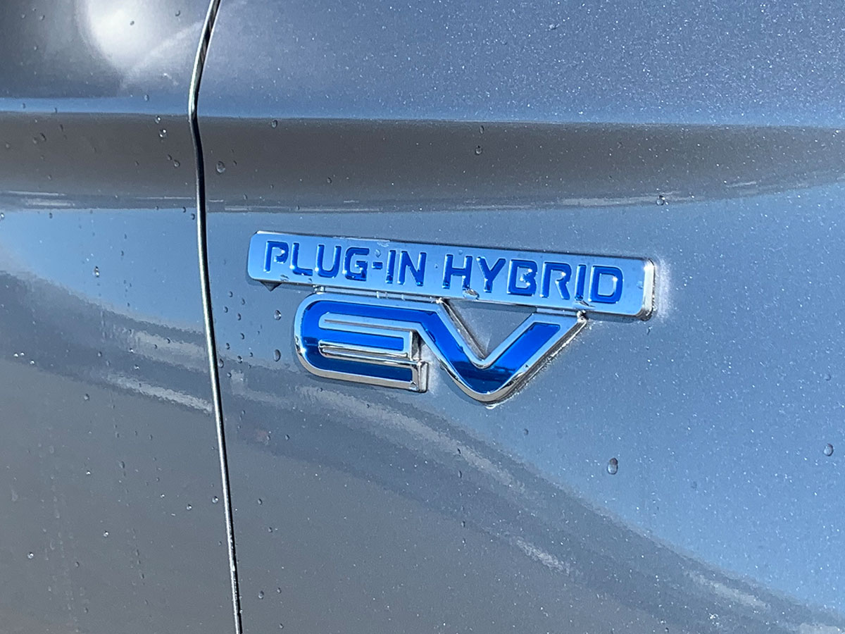 2021 Mitsubishi Outlander VRX PHEV 4WD