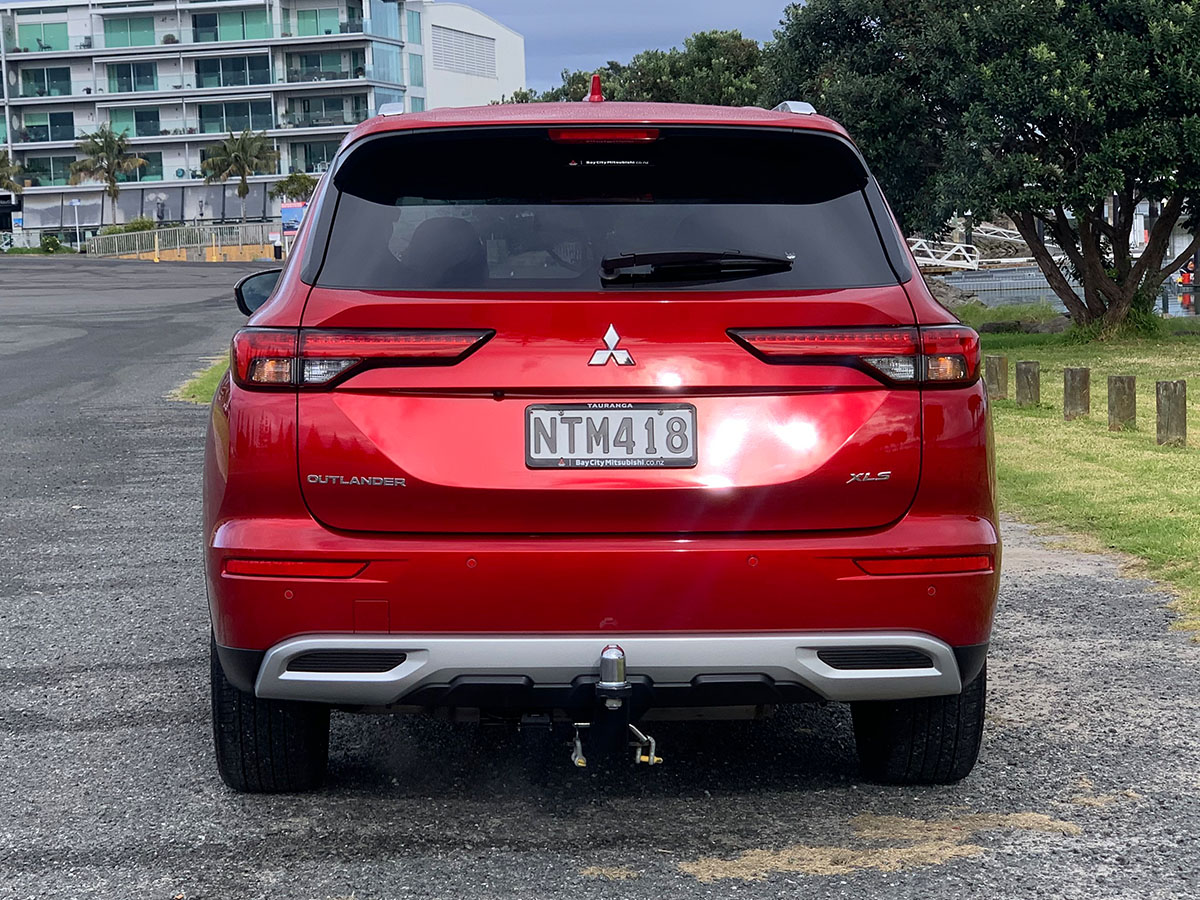 2021 Mitsubishi Outlander XLS 2WD 7 Seater 2.5L Petrol Auto