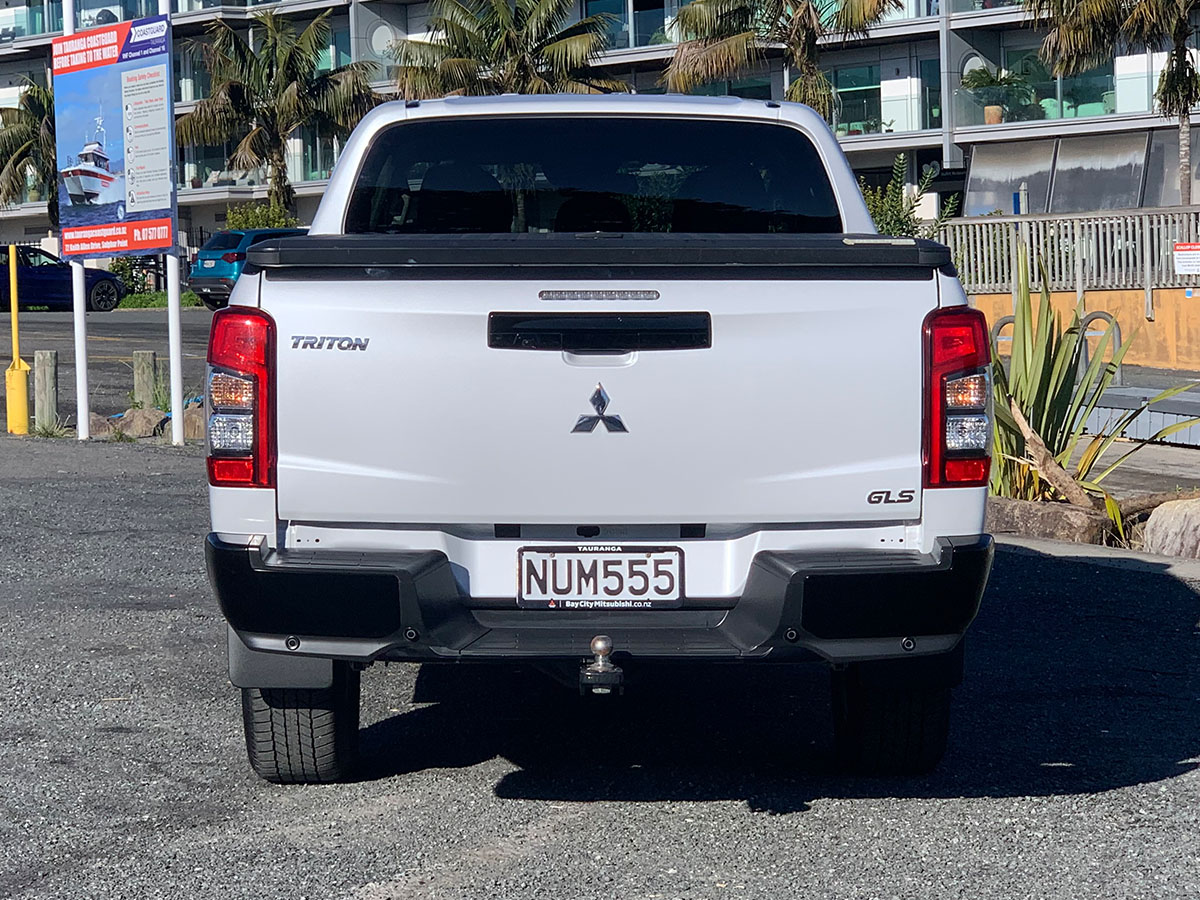 2021 Mitsubishi Triton GLSB 4WD 2.4L Diesel Turbo 6 Speed Auto