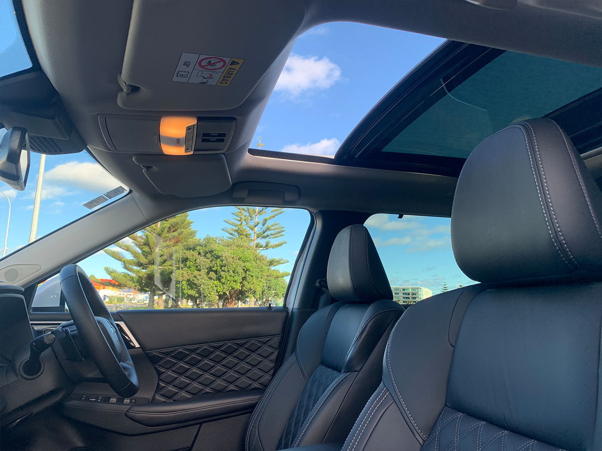 2022 Mitsubishi Outlander VRX 2WD 7 Seater 2.5L Petrol Auto