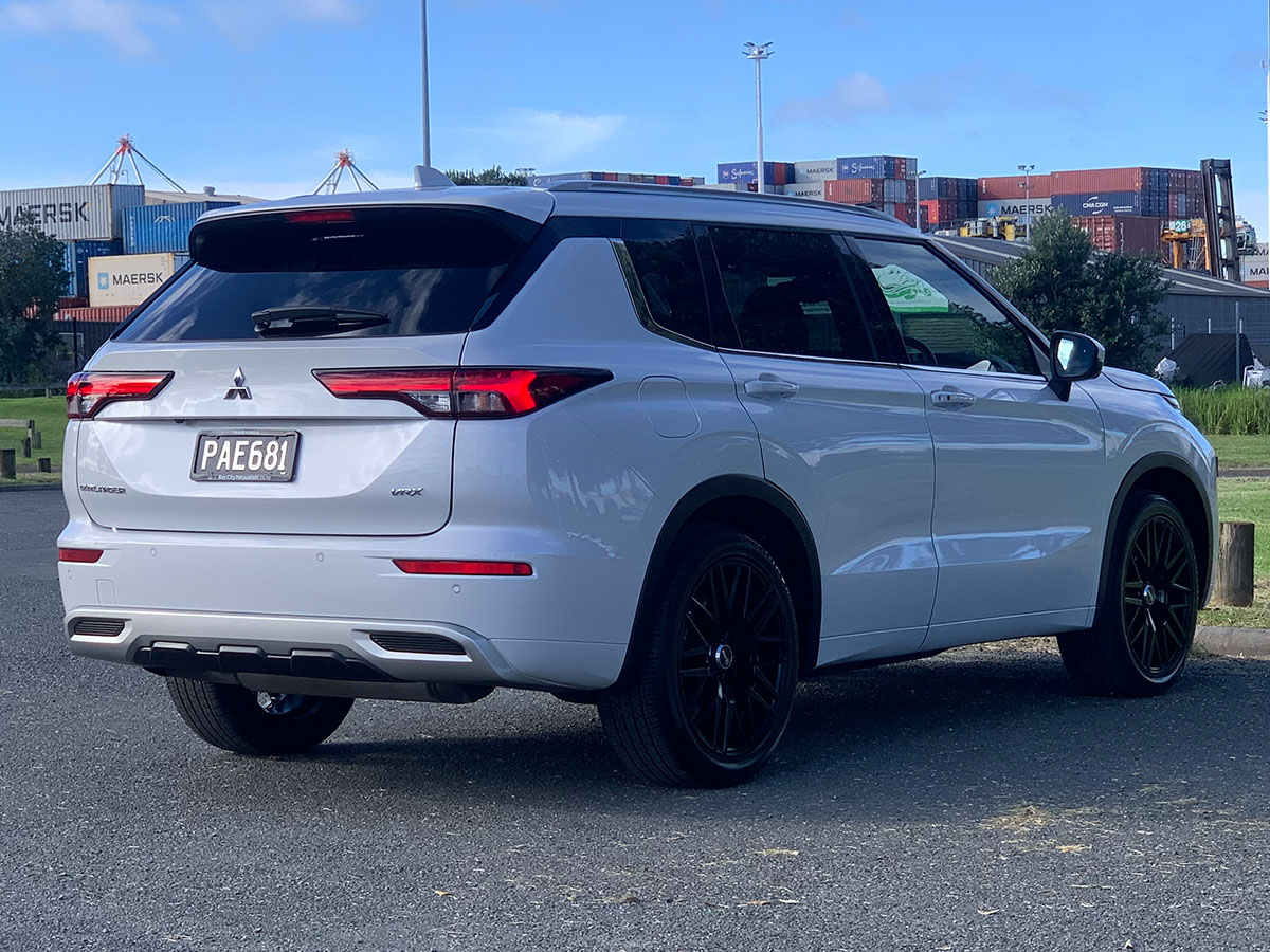 2022 Mitsubishi Outlander VRX 2WD 7 Seater 2.5L Petrol Auto