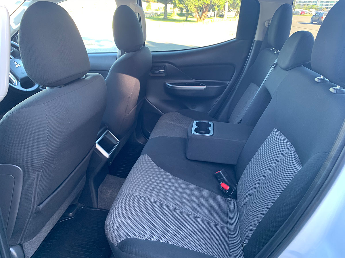 2022 Mitsubishi Triton GLSB 4WD 2.4L Diesel Turbo 6 Speed Auto