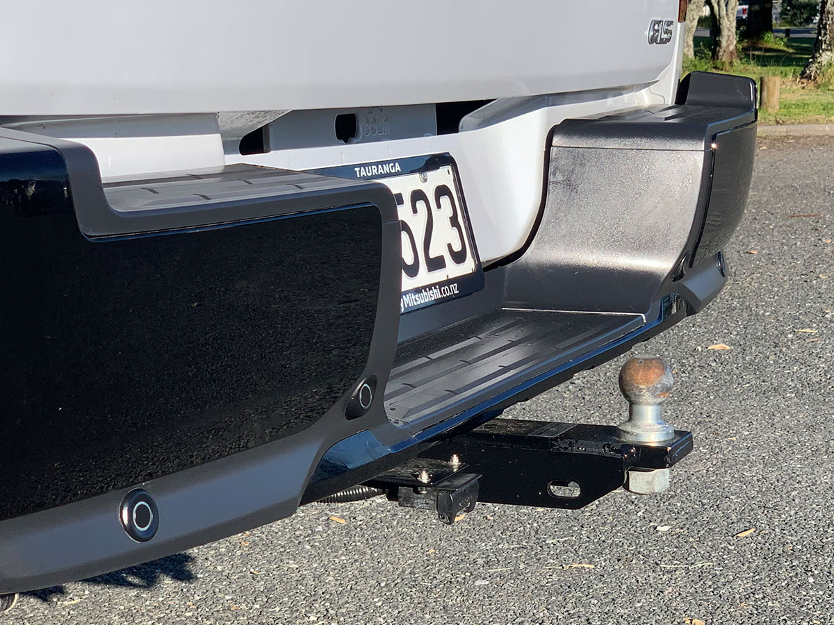 2022 Mitsubishi Triton GLSB 4WD 2.4L Diesel Turbo 6 Speed Auto