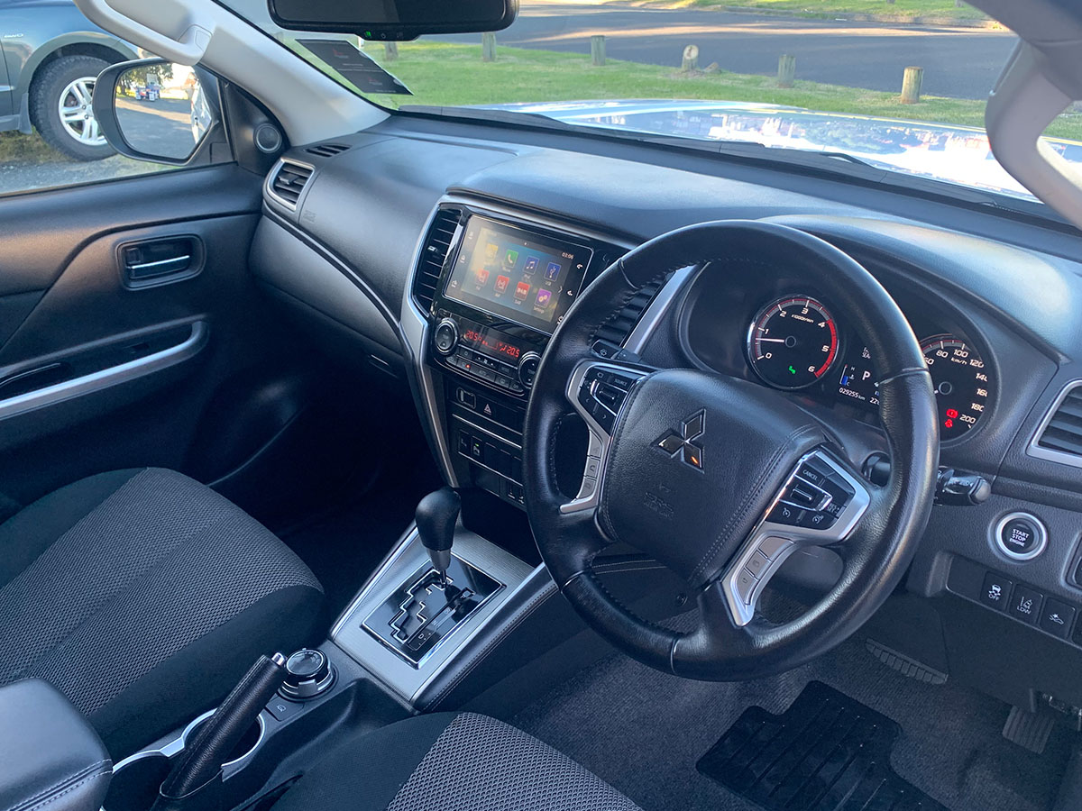 2022 Mitsubishi Triton GLSB 4WD 2.4L Diesel Turbo 6 Speed Auto