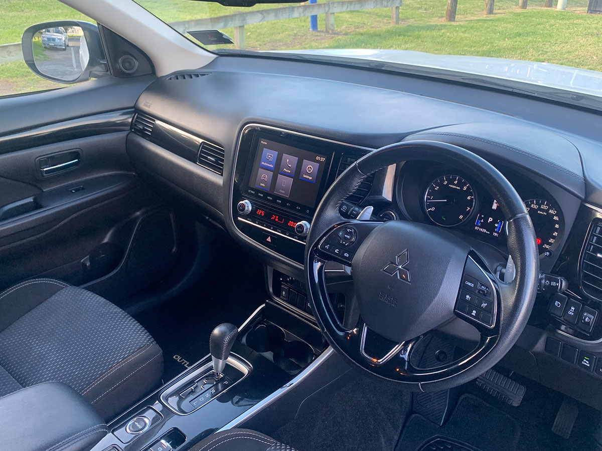2020 Mitsubishi Outlander XLS 2.4L Petrol 4WD 7 Seater