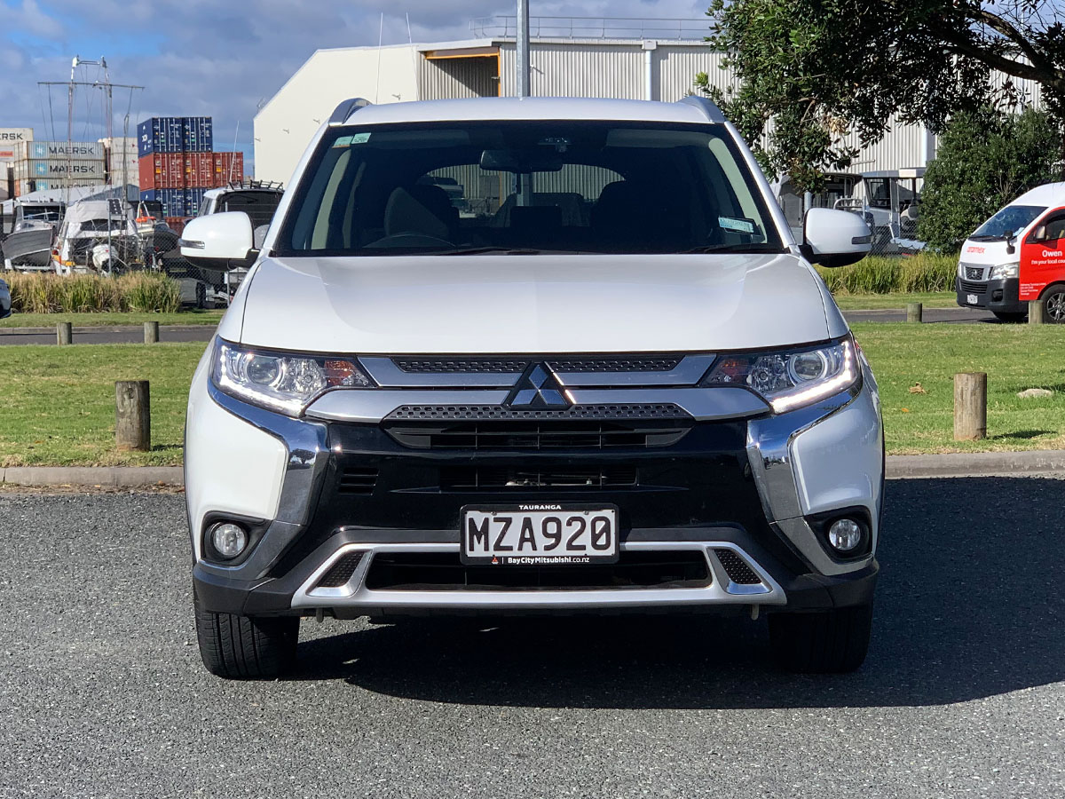 2020 Mitsubishi Outlander XLS 2.4L Petrol 4WD 7 Seater