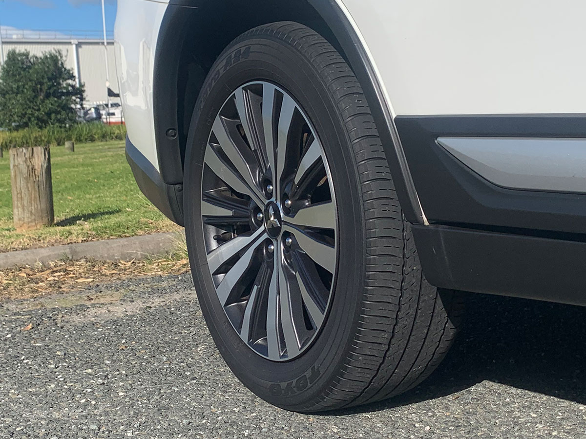 2020 Mitsubishi Outlander XLS 2.4L Petrol 4WD 7 Seater