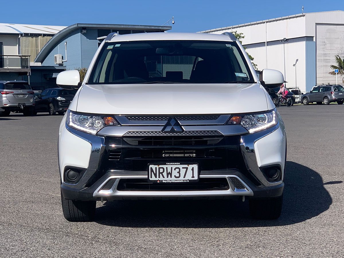 2021 Mitsubishi Outlander LS 2.4L Petrol 7 Seater Automatic