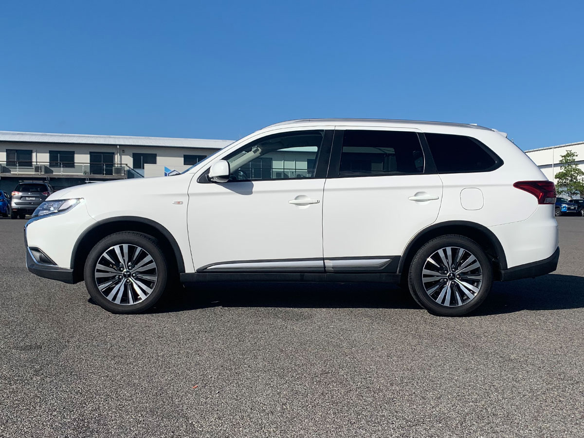 2021 Mitsubishi Outlander LS 2.4L Petrol 7 Seater Automatic