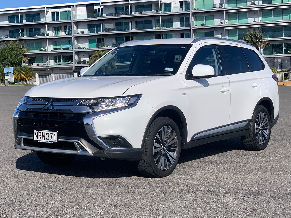 2021 Mitsubishi Outlander LS 2.4L Petrol 7 Seater Automatic
