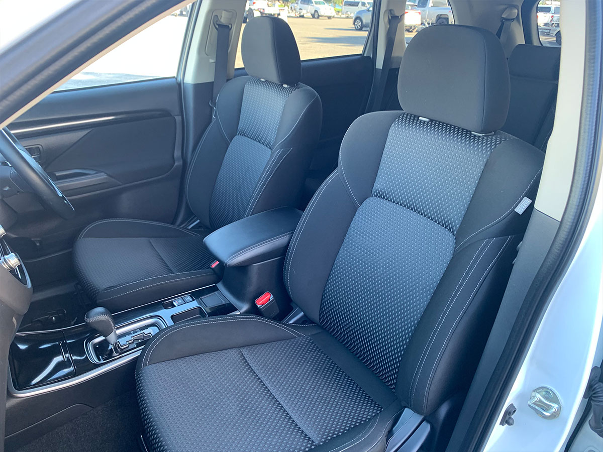 2021 Mitsubishi Outlander LS 2.4L Petrol 7 Seater Automatic